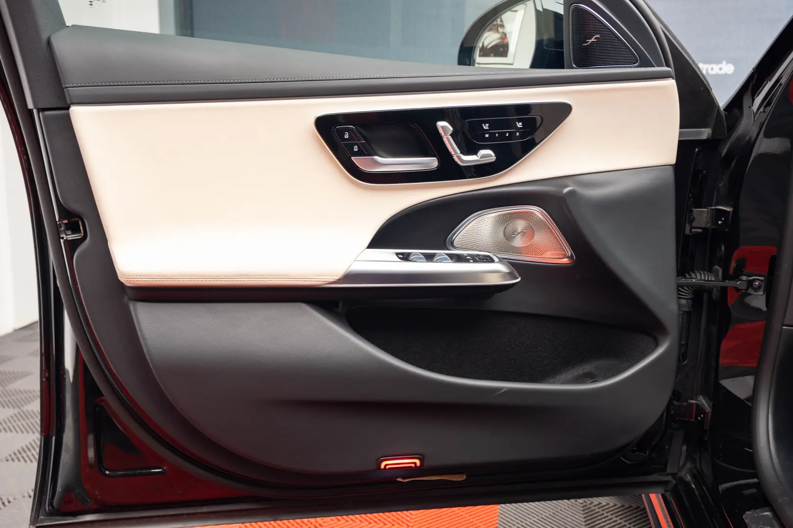 Mercedes-Benz E 220 d 4Matic 9G-TRONIC Edition AMG Line