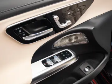 Mercedes-Benz E 220 d 4Matic 9G-TRONIC Edition AMG Line