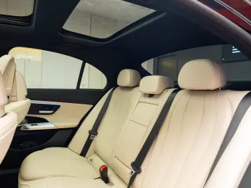 Mercedes-Benz E 220 d 4Matic 9G-TRONIC Edition AMG Line