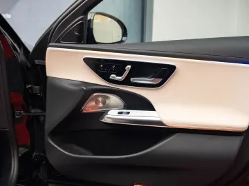 Mercedes-Benz E 220 d 4Matic 9G-TRONIC Edition AMG Line