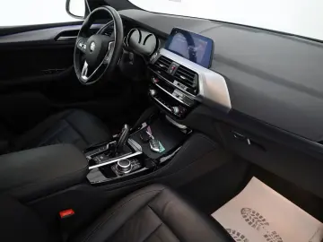 X4 xDrive 20i Advantage Leder Navi Kamera SH LED