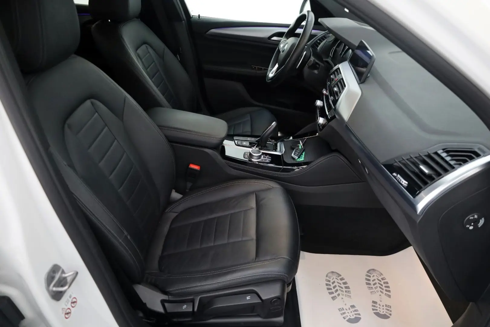 X4 xDrive 20i Advantage Leder Navi Kamera SH LED