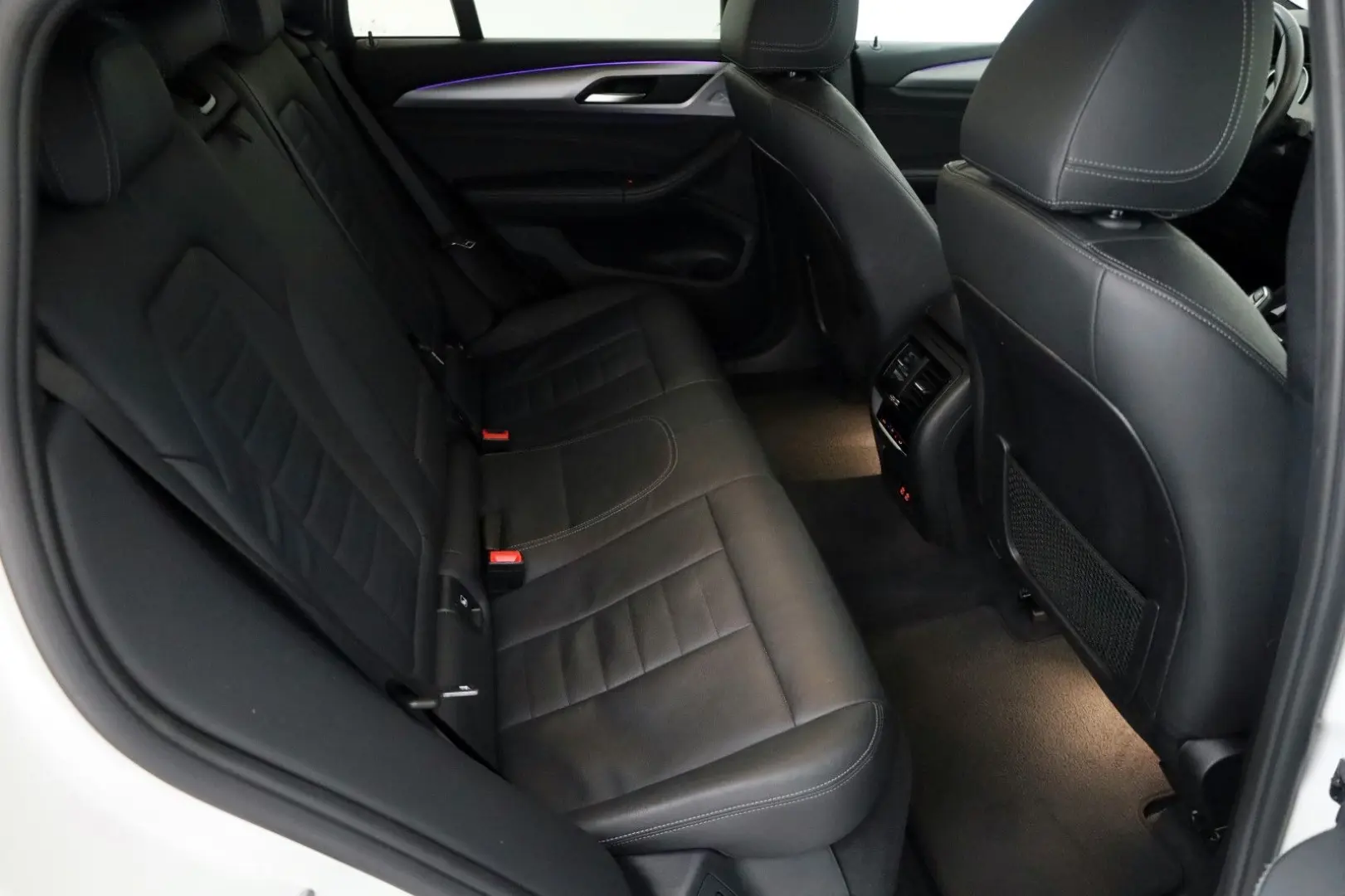 X4 xDrive 20i Advantage Leder Navi Kamera SH LED