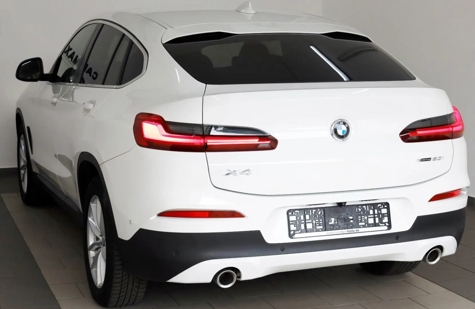 X4 xDrive 20i Advantage Leder Navi Kamera SH LED