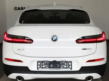 X4 xDrive 20i Advantage Leder Navi Kamera SH LED