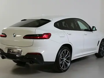 X4 xDr 20i A M Sport Navi DAB Leder HiFi