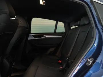 X4 xDrive 30 d  Advantage