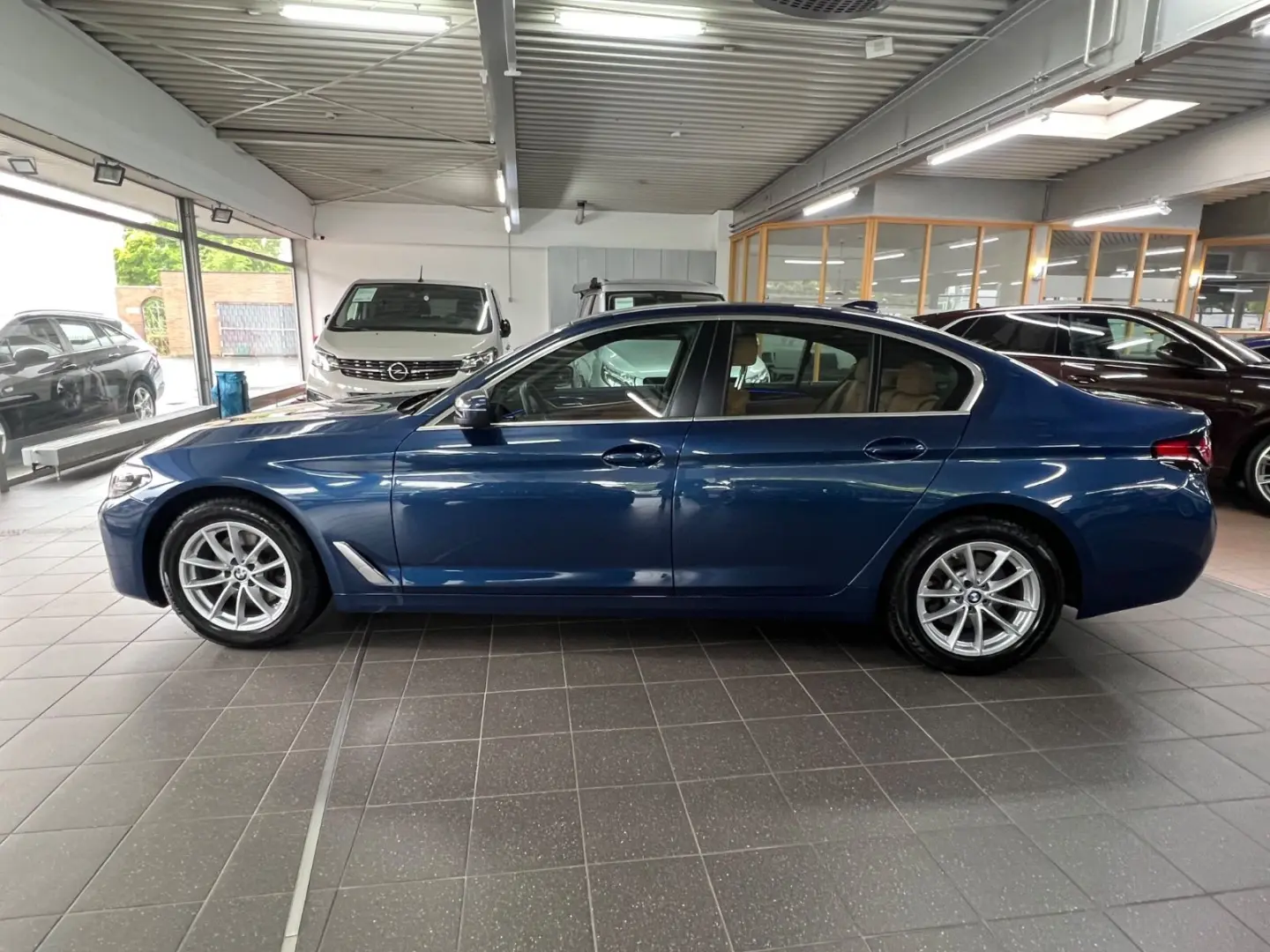 520d Lim. AMB DAP HuD MEM Dakota HaKa Standheiz.