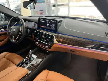 520d Lim. AMB DAP HuD MEM Dakota HaKa Standheiz.