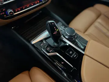 520d Lim. AMB DAP HuD MEM Dakota HaKa Standheiz.