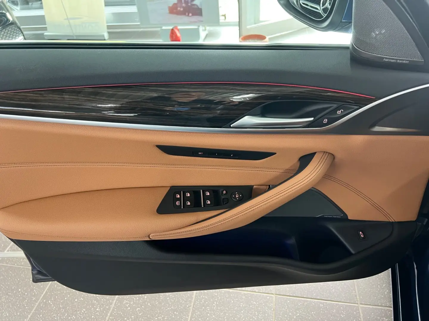 520d Lim. AMB DAP HuD MEM Dakota HaKa Standheiz.