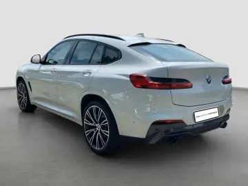 X4 xDrive20i    M Sport 21'' HUD AHK Parkassist.
