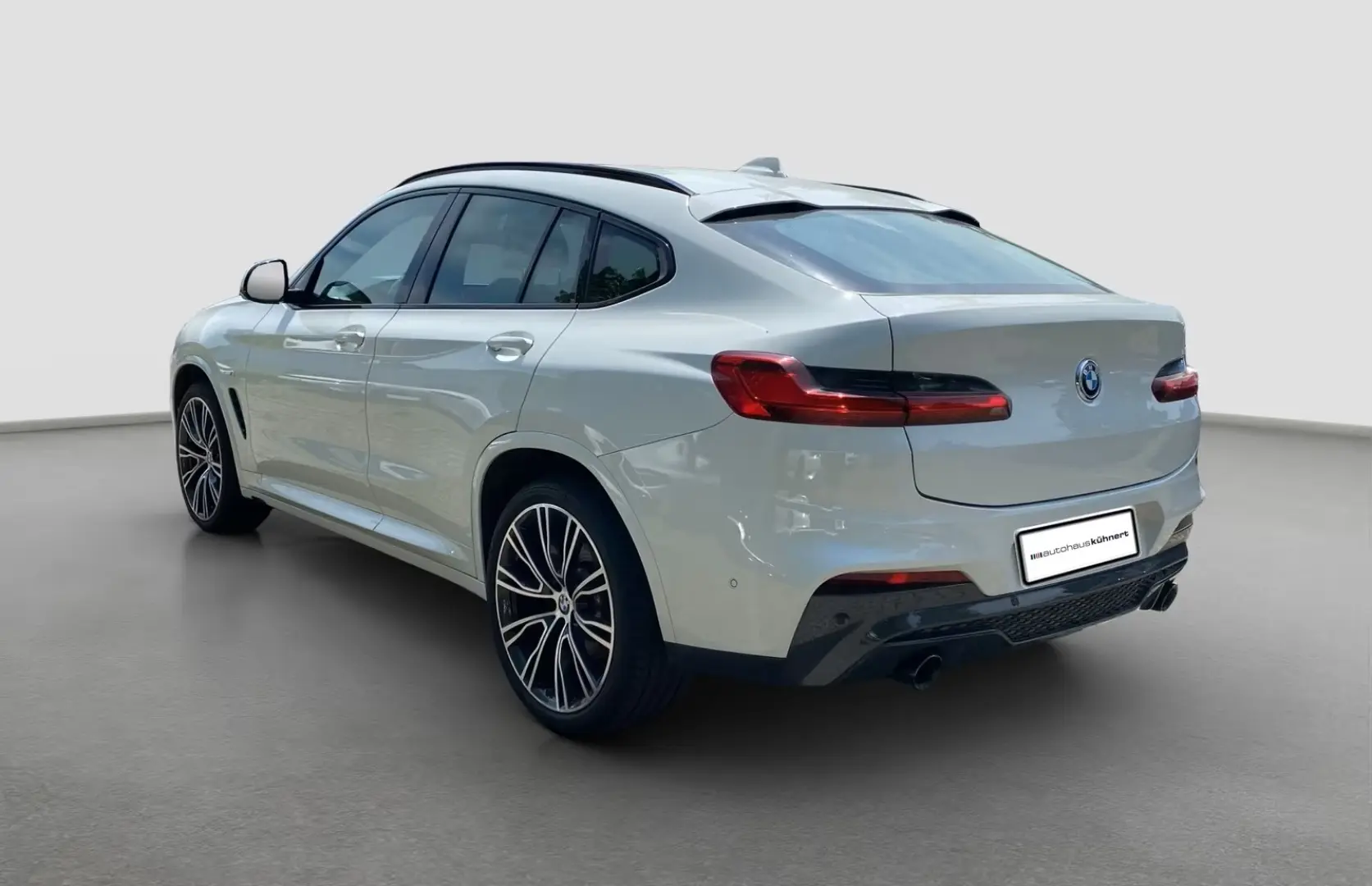 X4 xDrive20i    M Sport 21'' HUD AHK Parkassist.