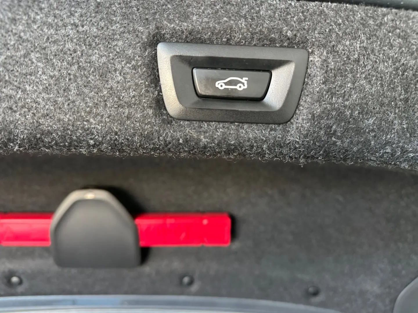 520dLim.M Sport LED Navi ACC Kamera Leder AHK