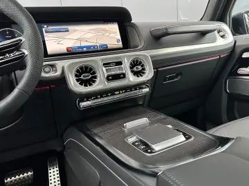 MERCEDES BENZ G 450d AMG LINE