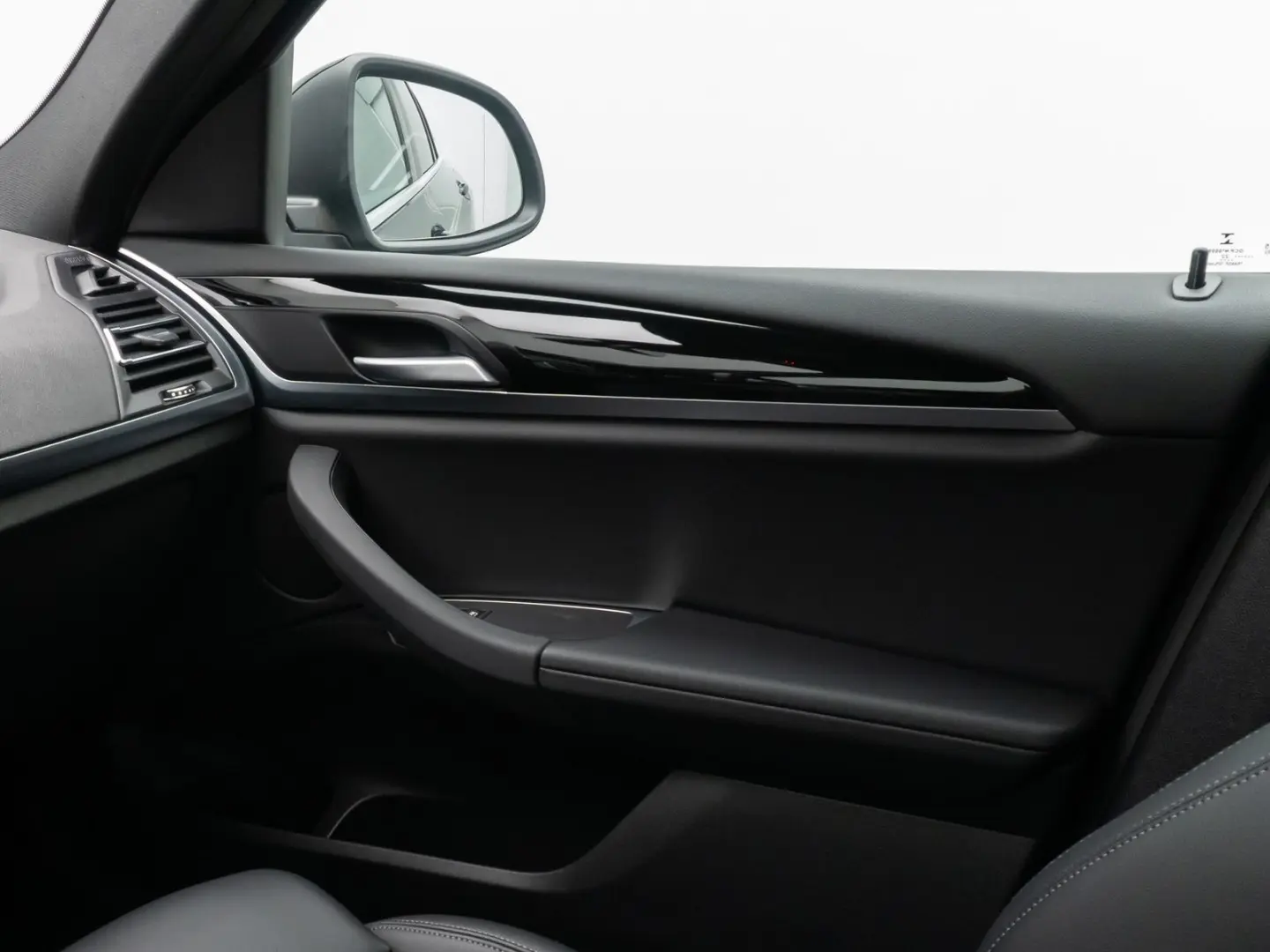 X4 xD20d DAB Kamera WLAN LED 18Zoll M Sport