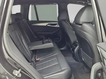 X3 xDrive 20 i M SPORT LEDER HUD BMW LIVE