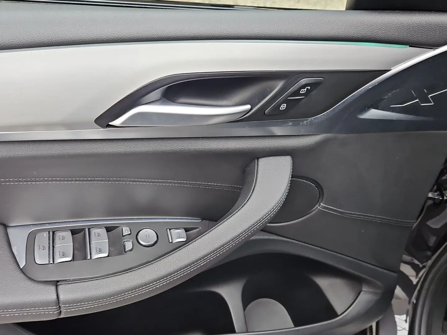 X3 xDrive 20 i M SPORT LEDER HUD BMW LIVE