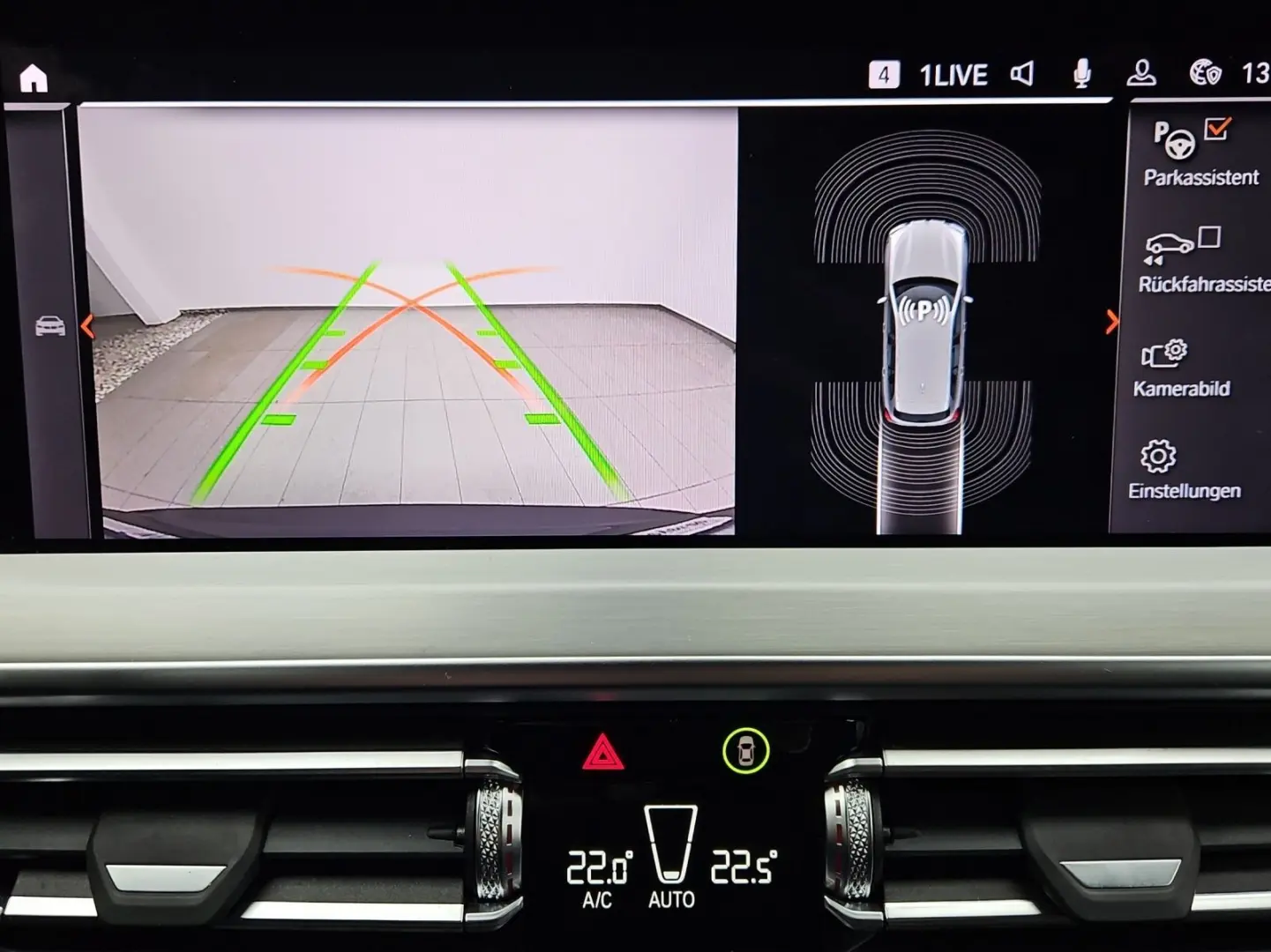 X3 xDrive 20 i M SPORT LEDER HUD BMW LIVE