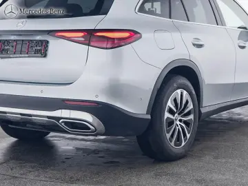 GLC 200 4M Avantgarde MBUX 360  AHK Totwink 18