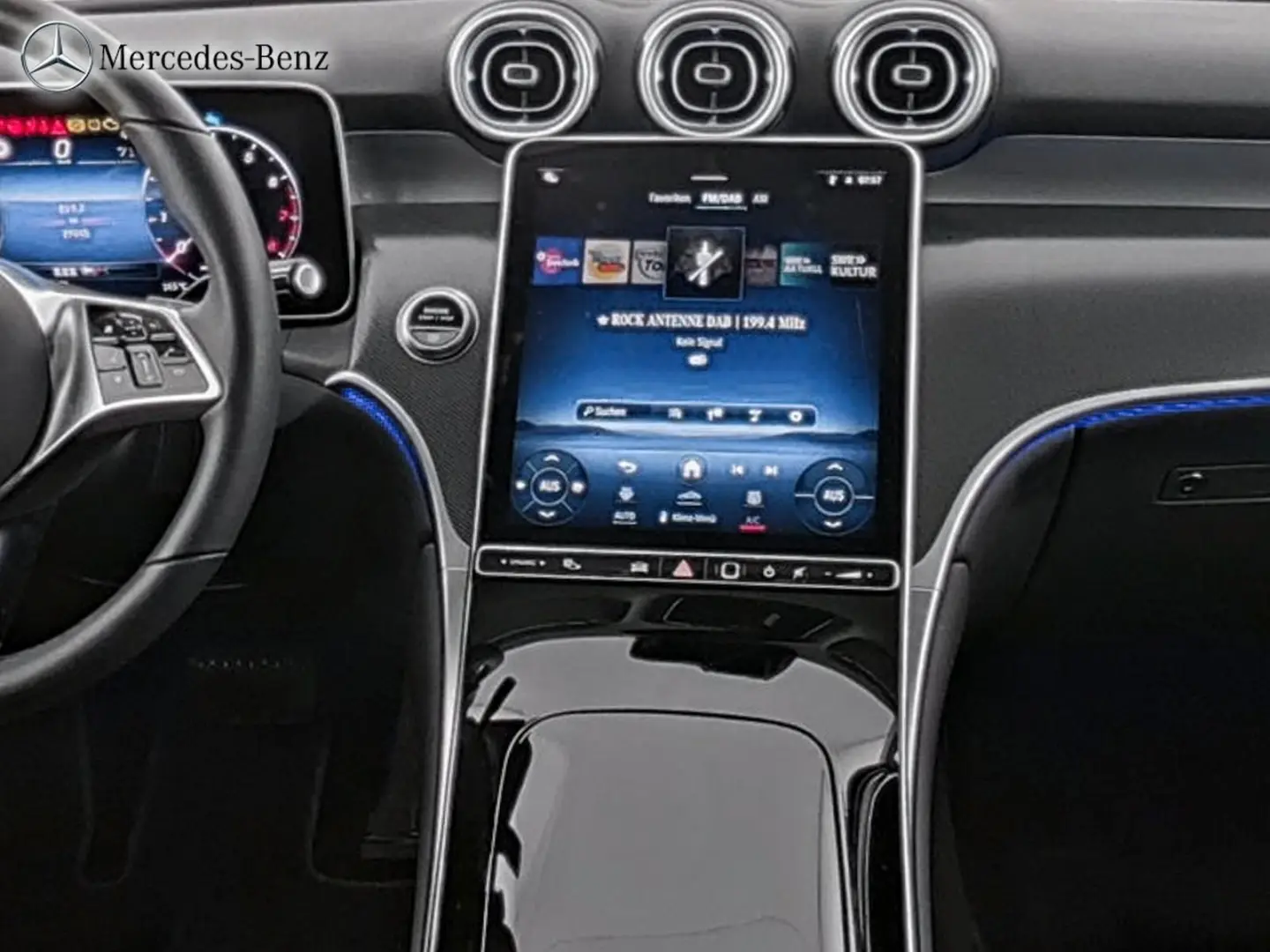 GLC 200 4M Avantgarde MBUX 360  AHK Totwink 18