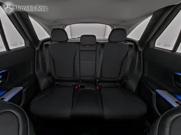 GLC 200 4M Avantgarde MBUX 360  AHK Totwink 18