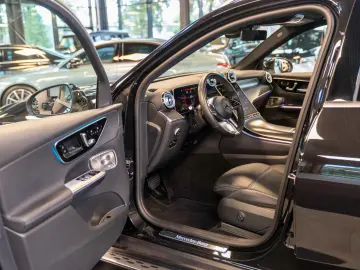 GLC 220 d 4M AVANTGARDE Burmester 360