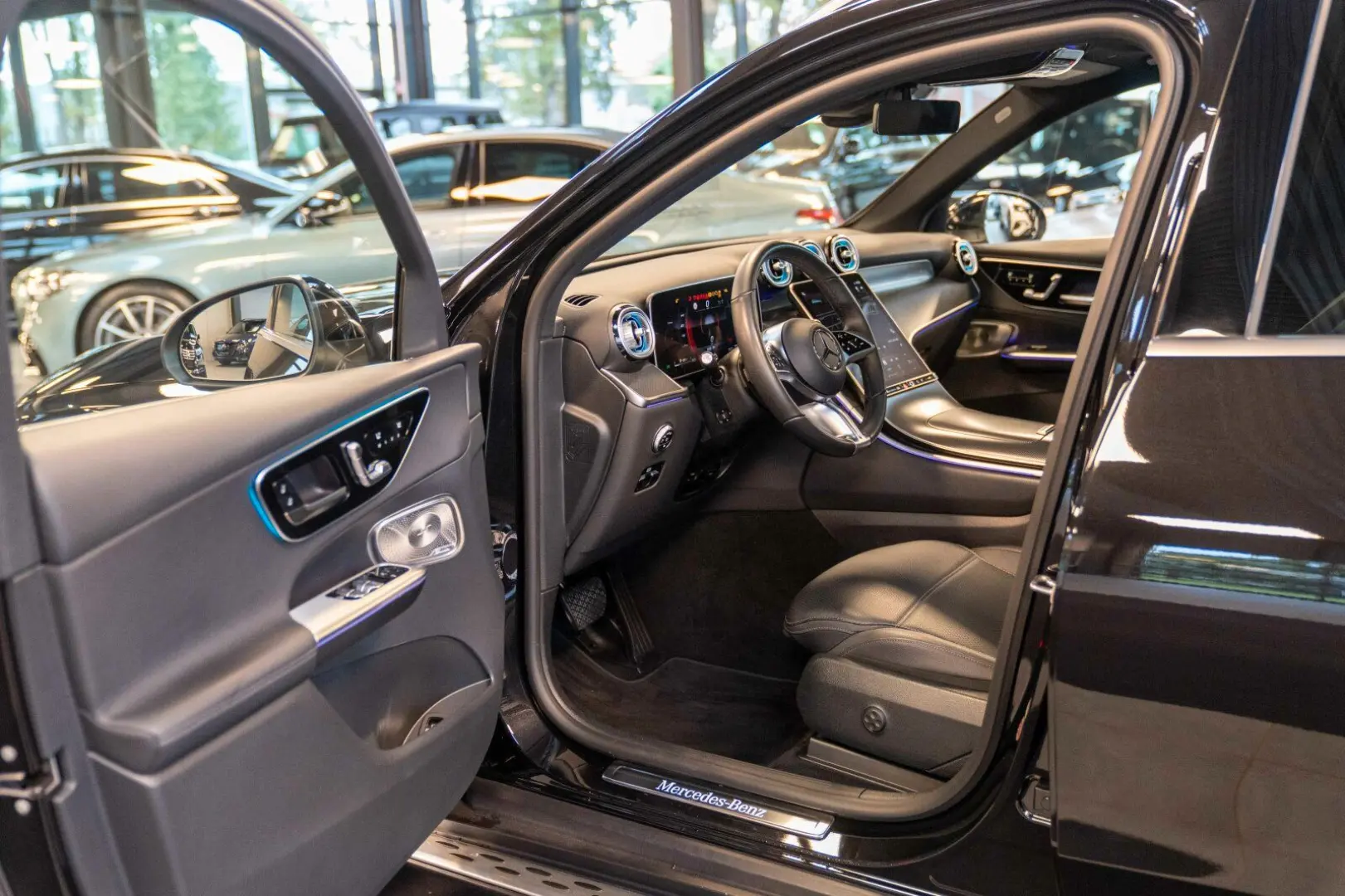 GLC 220 d 4M AVANTGARDE Burmester 360