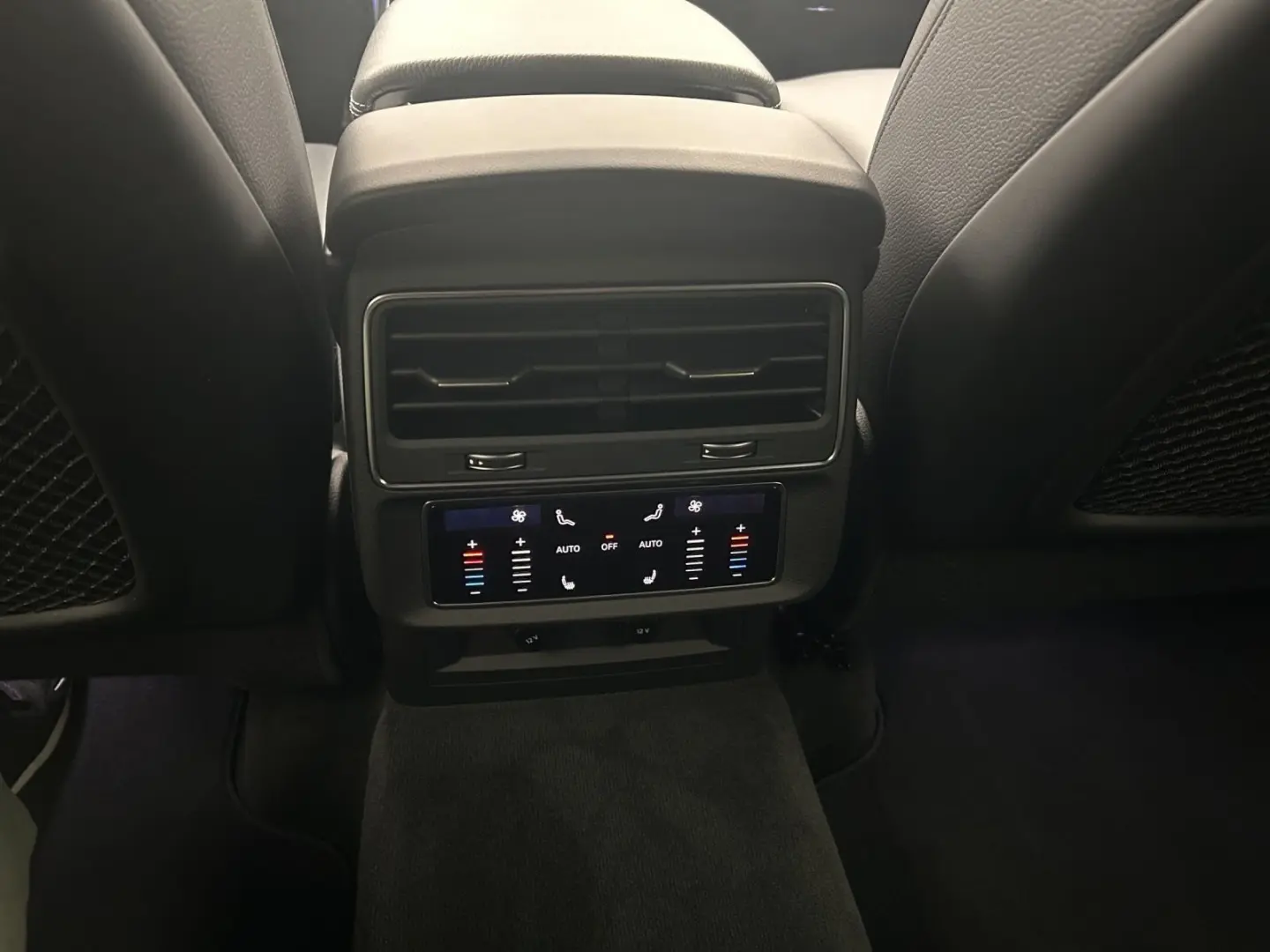 Q8 SUV 45 TDI quattro HeadUp Optikpaket Stadt To