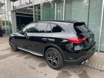 GLC 200 4M AMG  BURMESTER AHK 360 DISTRONIC