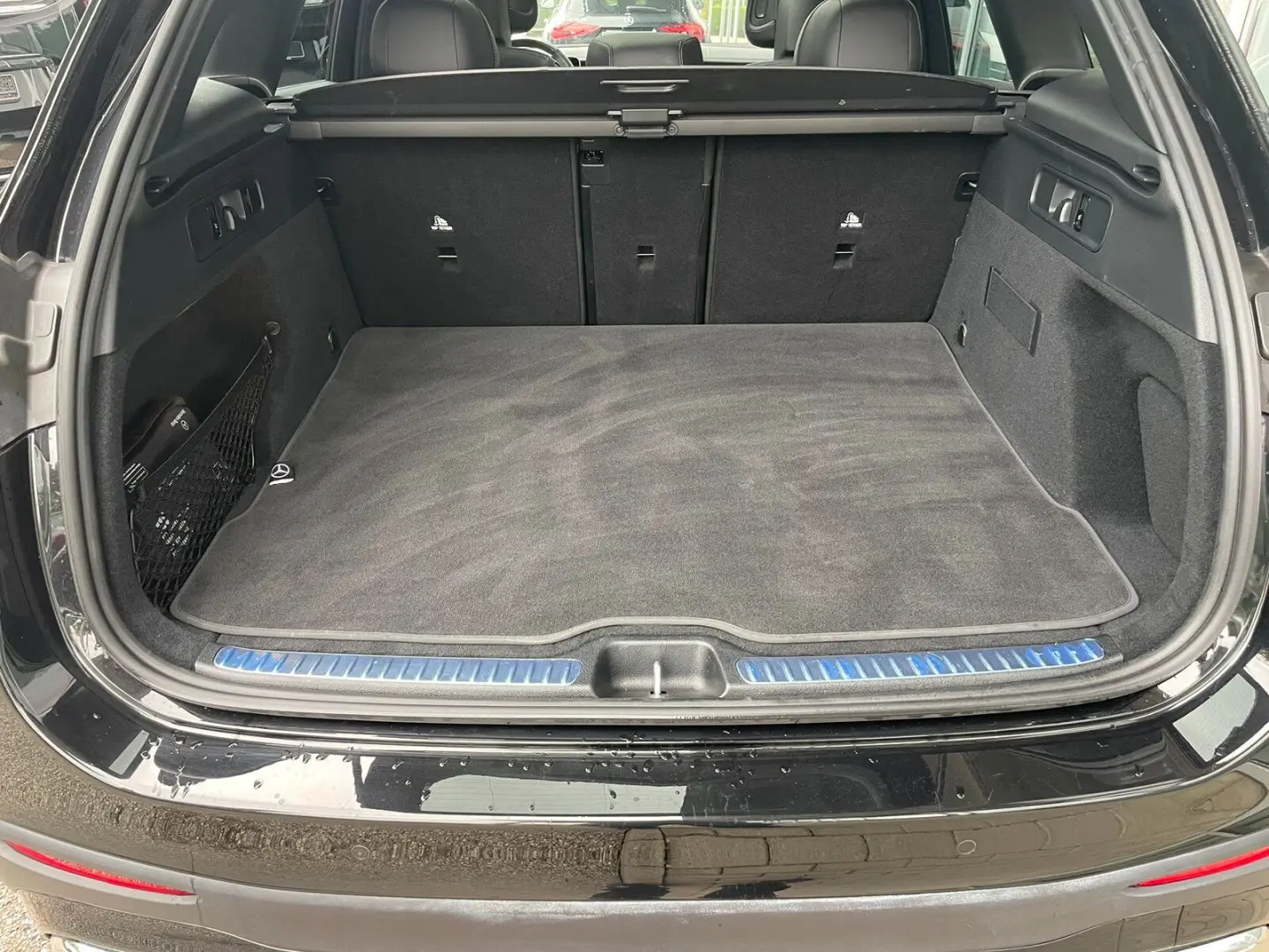 GLC 200 4M AMG  BURMESTER AHK 360 DISTRONIC