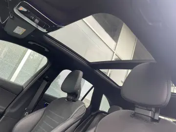 GLC 200 4M AMG  BURMESTER AHK 360 DISTRONIC