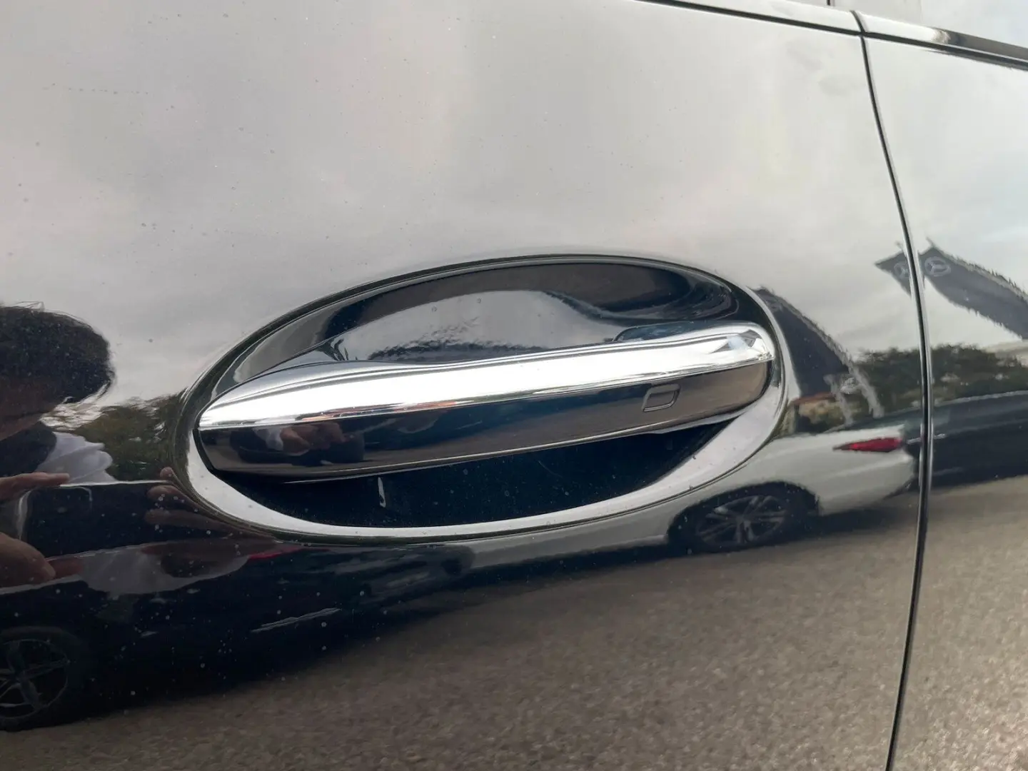 GLC 200 4M AMG  BURMESTER AHK 360 DISTRONIC