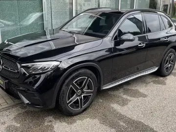 GLC 200 4M AMG  BURMESTER AHK 360 DISTRONIC