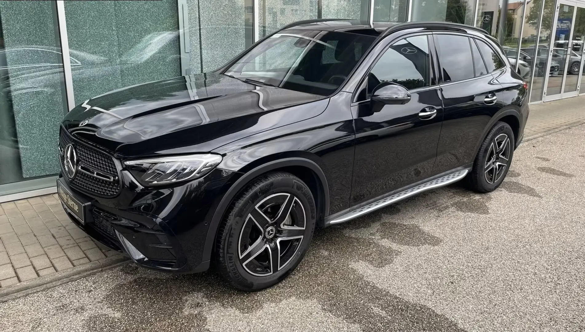 GLC 200 4M AMG  BURMESTER AHK 360 DISTRONIC
