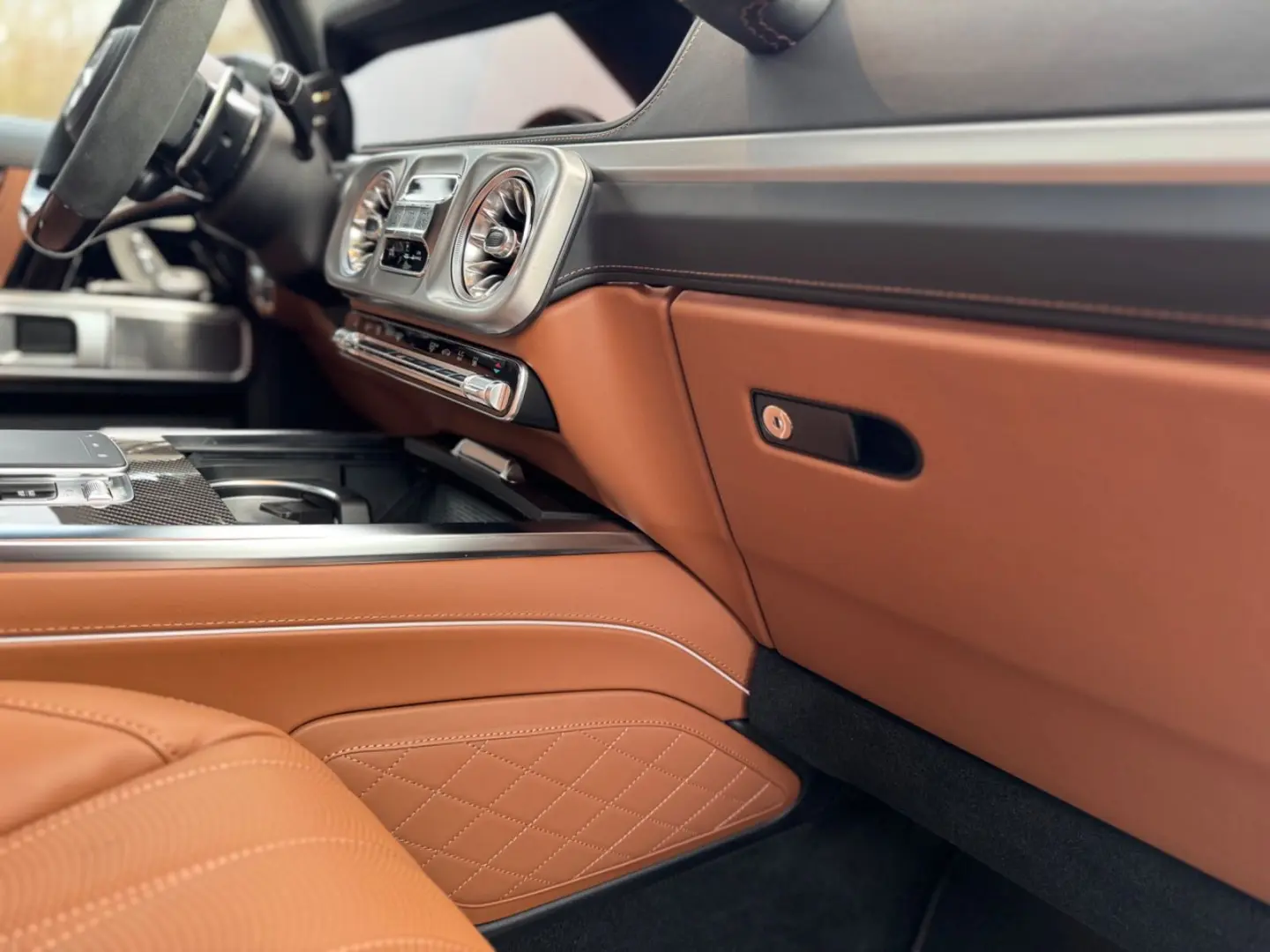 MERCEDES BENZ G 63 AMG