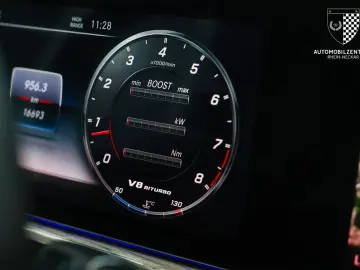 MERCEDES BENZ G 63 AMG