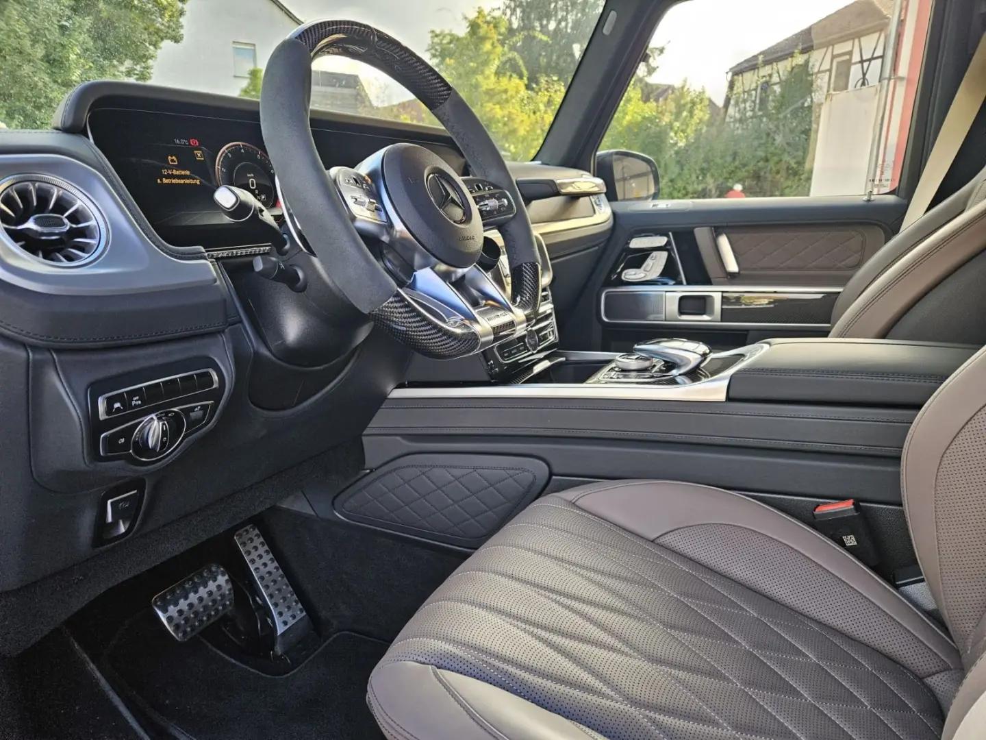 MERCEDES BENZ G 63 AMG