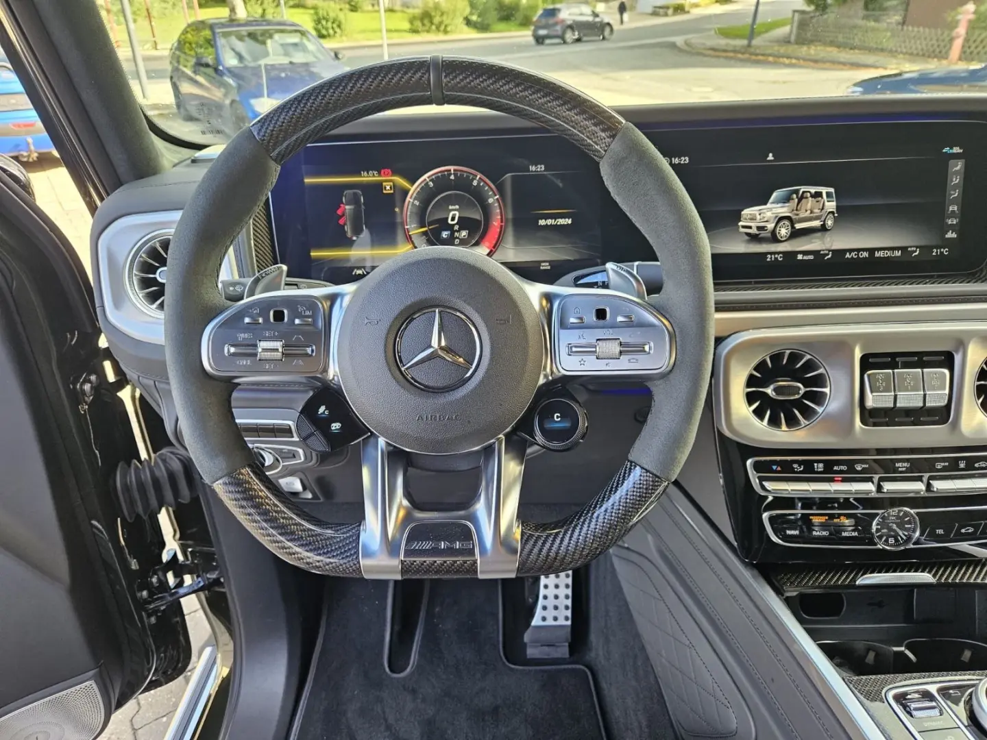 MERCEDES BENZ G 63 AMG