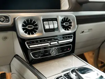 MERCEDES BENZ G63 AMG I Burmester I 360