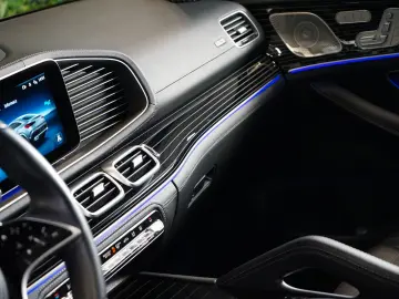 MERCEDES BANZ GLE 450d AMG COUPÉ