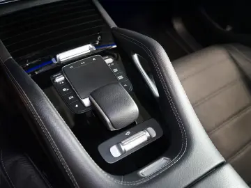 MERCEDES BANZ GLE 450d AMG COUPÉ