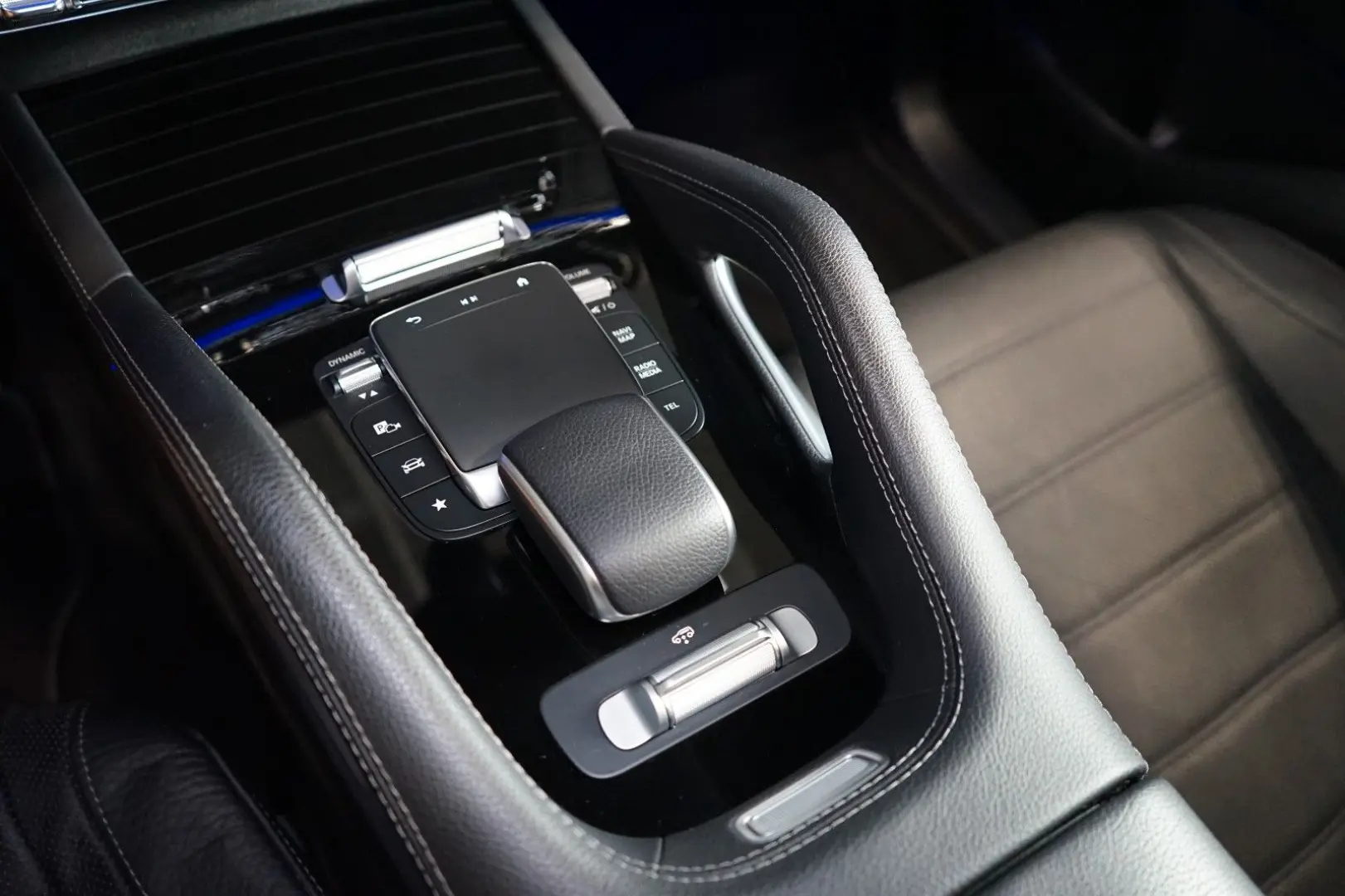 MERCEDES BANZ GLE 450d AMG COUPÉ