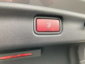 C 220 d 4M AMG Night Digital Panorama-SD Head-up