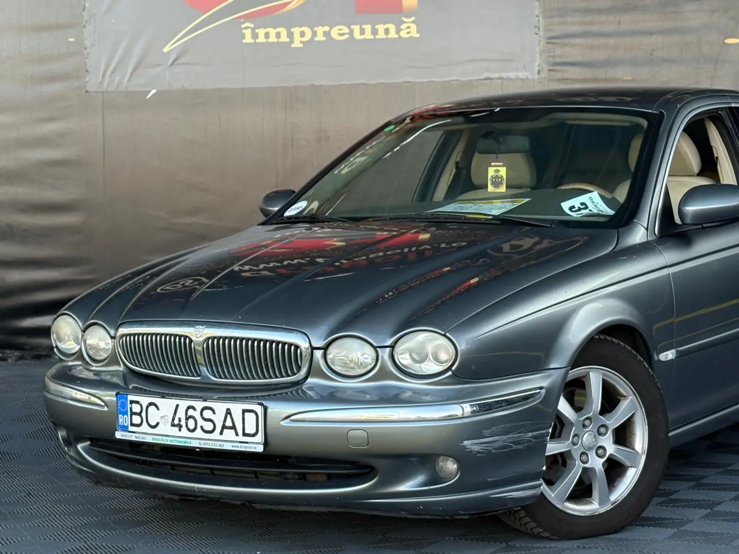 Jaguar X-Type