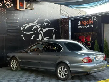 Jaguar X-Type