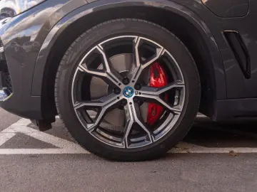 X5 xDrive 45 e M Sport