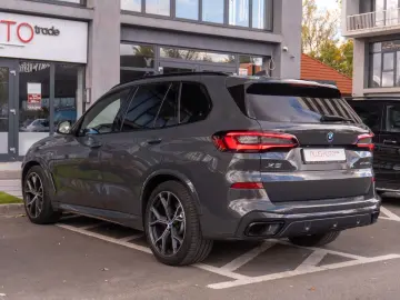 X5 xDrive 45 e M Sport