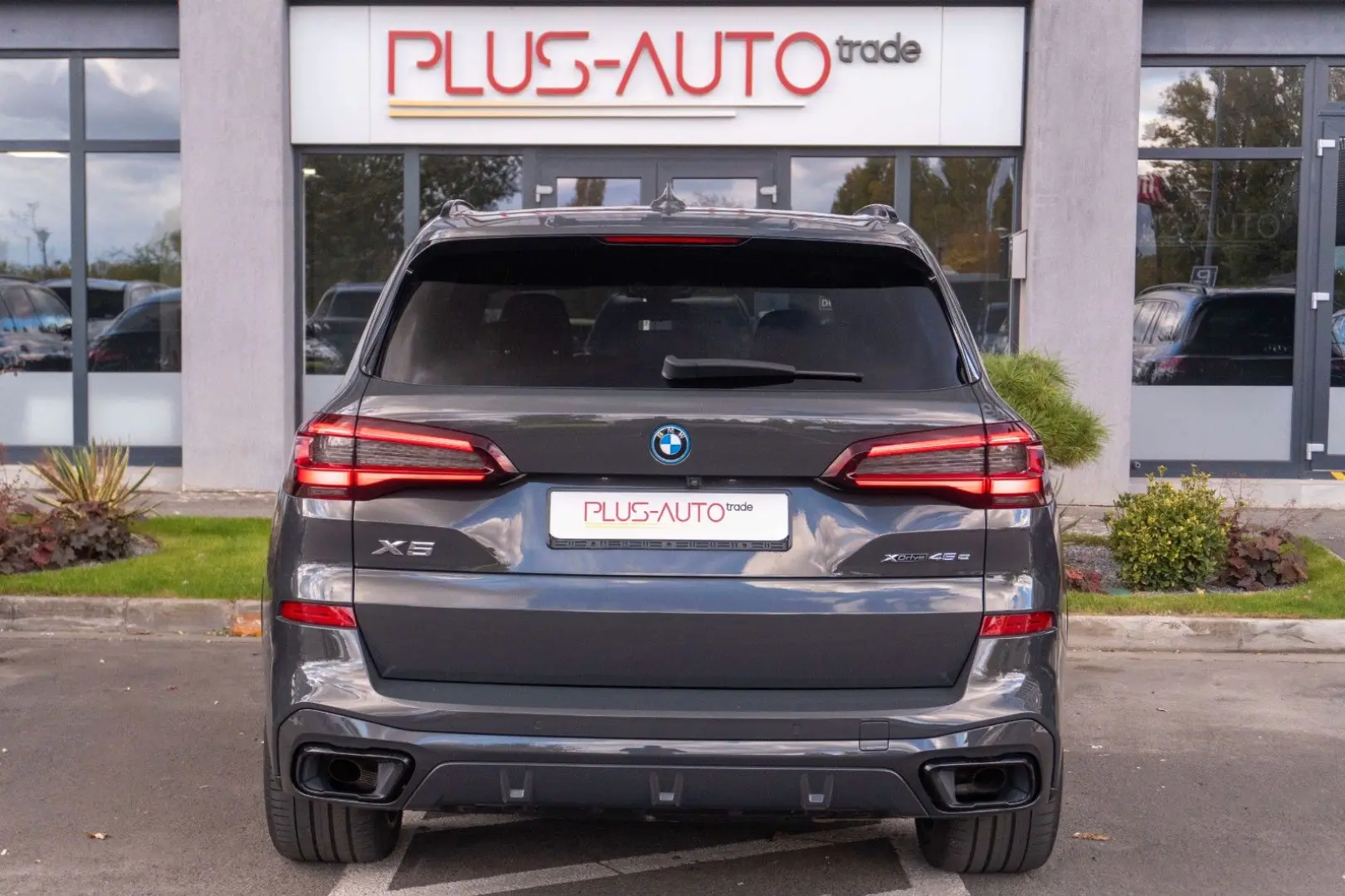 X5 xDrive 45 e M Sport