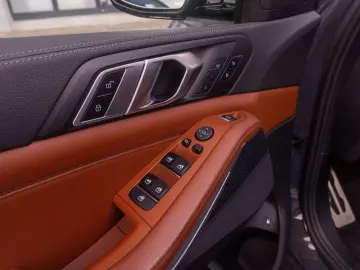 X5 xDrive 45 e M Sport